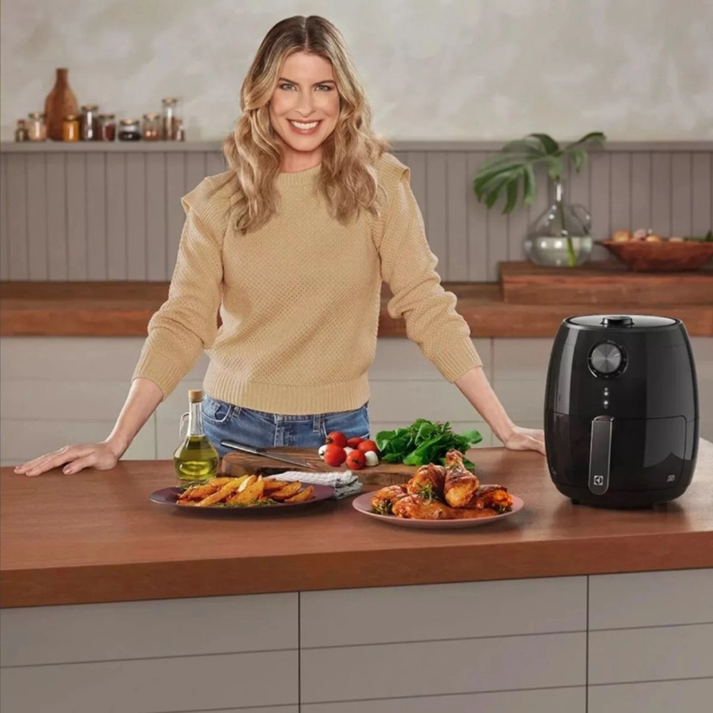 Fritadeira Elétrica Air Fryer Electrolux Sem Óleo 3,2 Litros Preta 220V EAF-15, , large image number 5